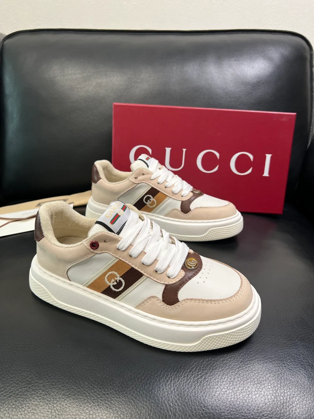 Men's shoes 💰780 Gucci high quality top crafts Gucci counter new original factory configuration, imported cowhide fabric from Italy, imported cowhide lining, breathable and comfortable, sole: original factory special supply original sole super comfortable, original factory and single goods, welcome to compare, code number 38-44 (customized 45)